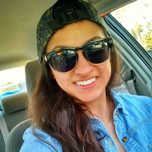 Meet your Posher, Angie